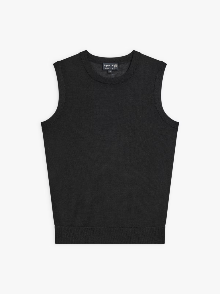 A sleeveless sweater that goes with every winter outfit 